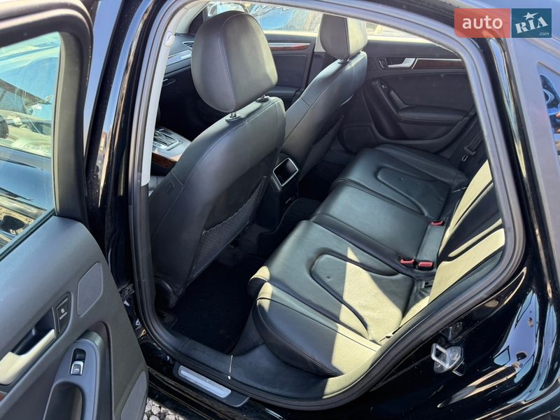 Седан Audi A4 2013 в Вінниці