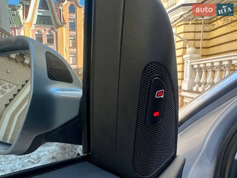 Седан Audi A4 2015 в Киеве