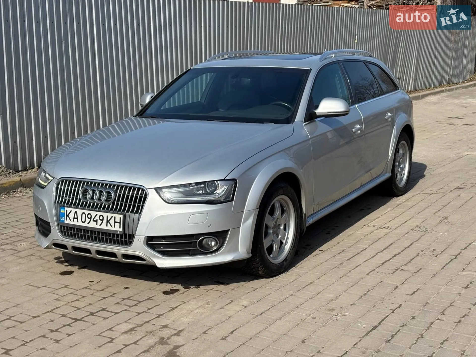 2012 Audi A4 - мініатюра 2
