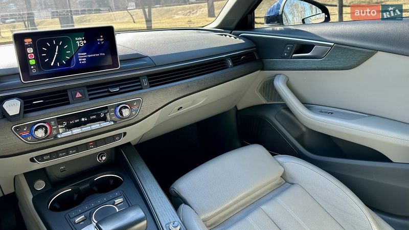 Седан Audi A4 2018 в Києві