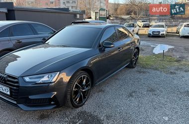 Седан Audi A4 2018 в Виннице