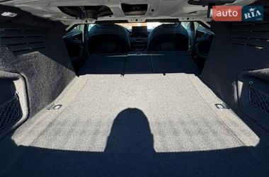 Седан Audi A4 2022 в Полтаві