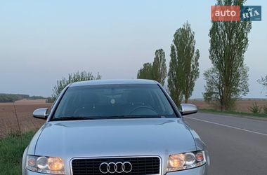 Седан Audi A4 2002 в Ичне