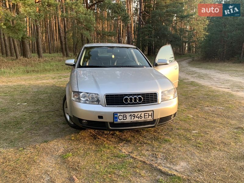 Седан Audi A4 2002 в Ичне