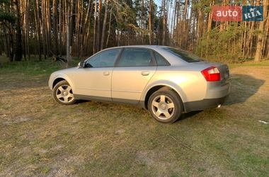 Седан Audi A4 2002 в Ичне
