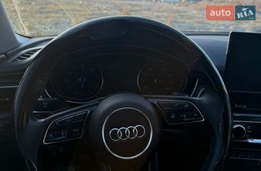 Седан Audi A4 2023 в Золочеве