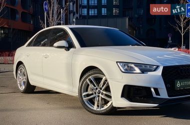 Седан Audi A4 2016 в Киеве