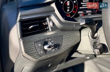 Седан Audi A4 2016 в Киеве