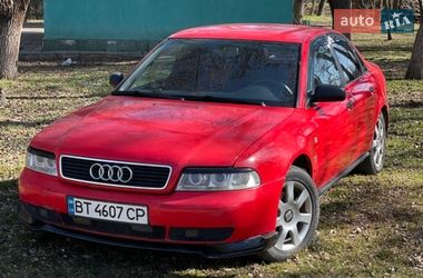 Седан Audi A4 1995 в Херсоне