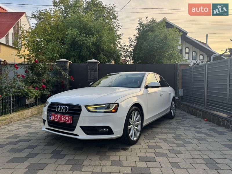 Седан Audi A4 2013 в Мукачевому