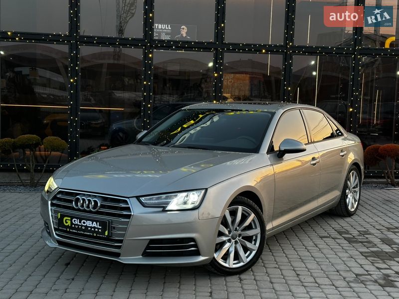Седан Audi A4 2017 в Львові