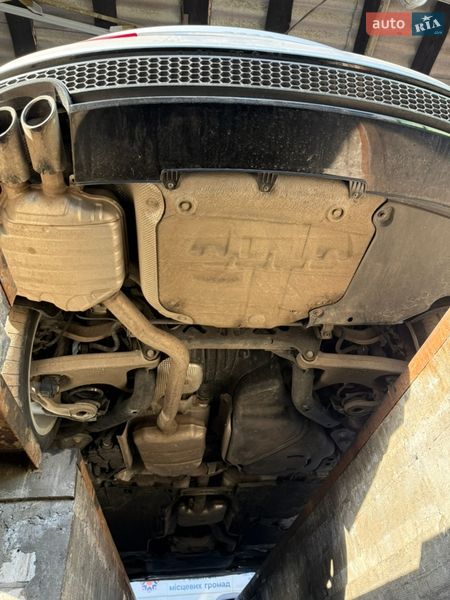 Седан Audi A4 2014 в Кременчуці