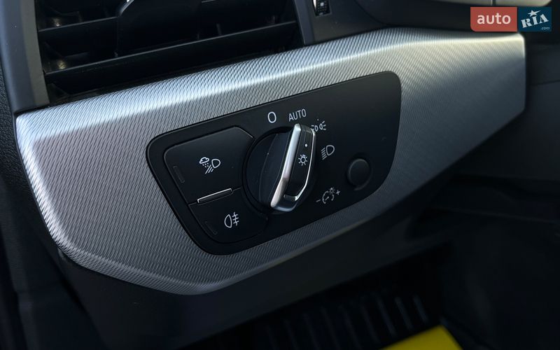 Универсал Audi A4 2018 в Мукачево