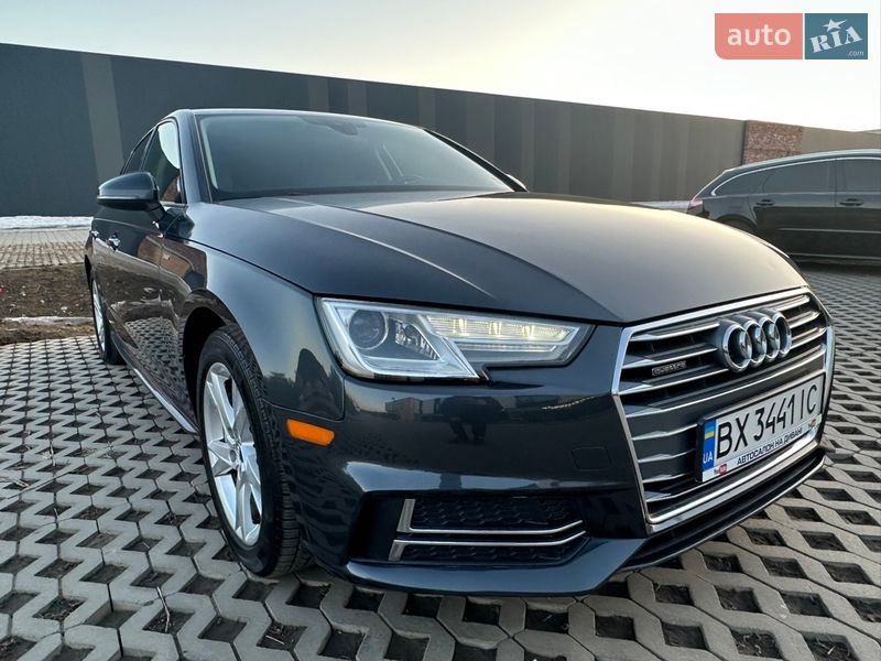 Седан Audi A4 2018 в Хмельницком
