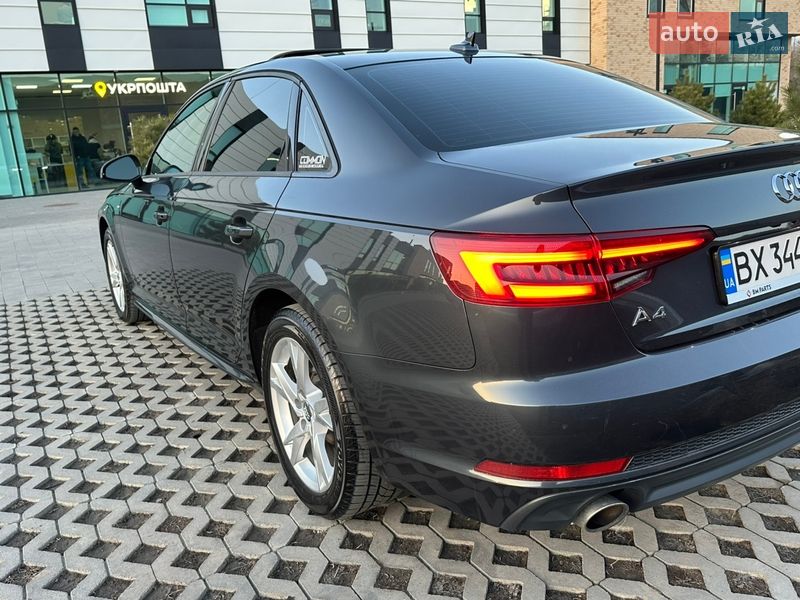 Седан Audi A4 2018 в Хмельницком