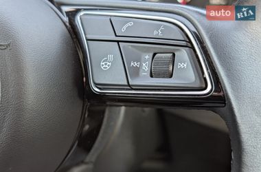 Седан Audi A4 2020 в Чернигове