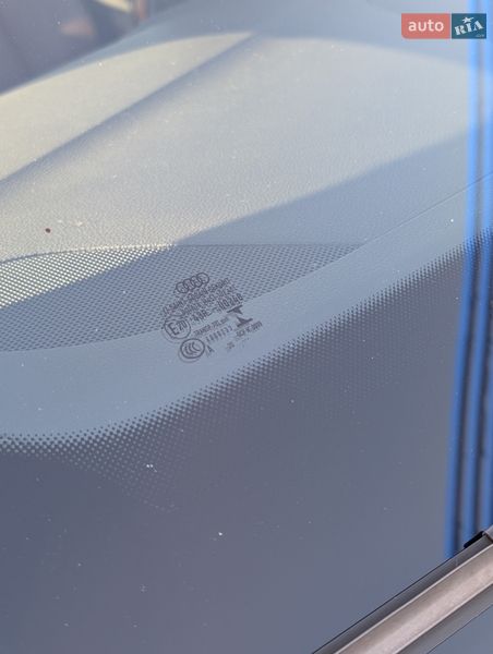 Седан Audi A4 2020 в Чернигове