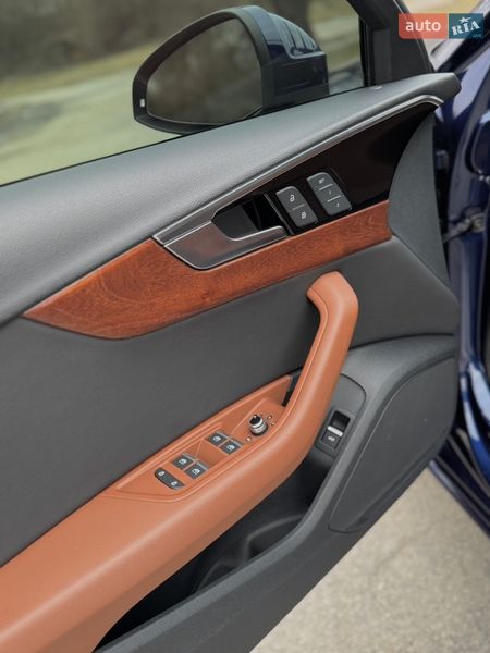 Седан Audi A4 2020 в Днепре