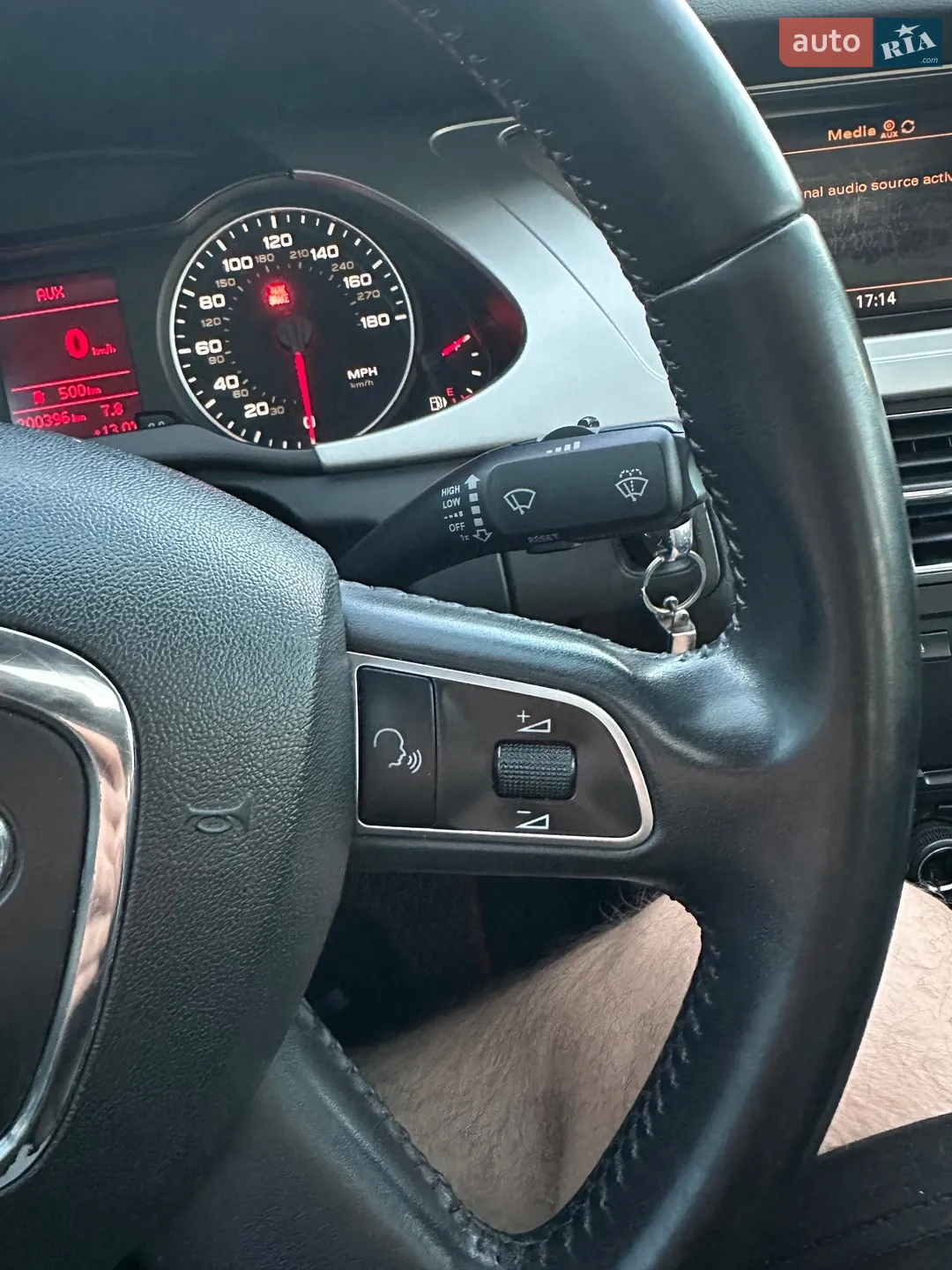 2011 Audi A4 - мініатюра 13