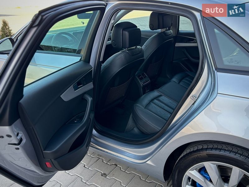 Седан Audi A4 2015 в Дубні