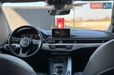Седан Audi A4 2015 в Дубні