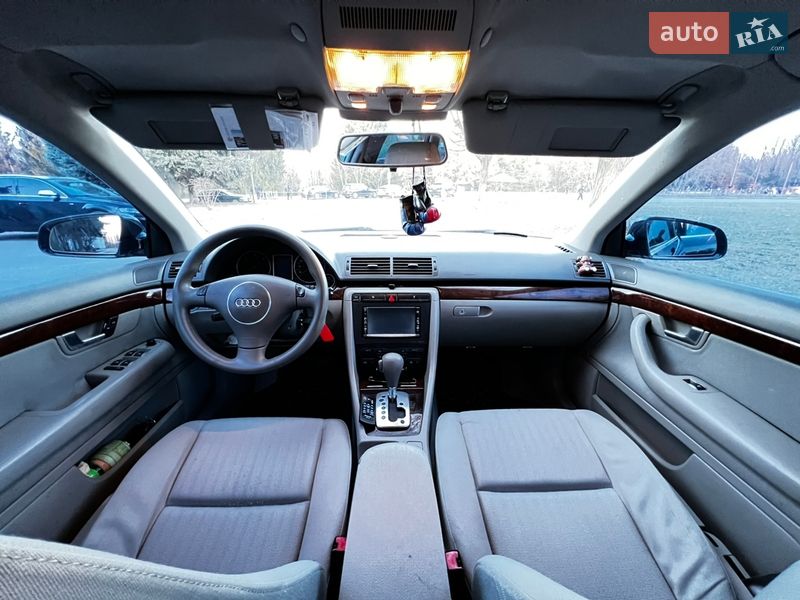 Универсал Audi A4 2004 в Ровно