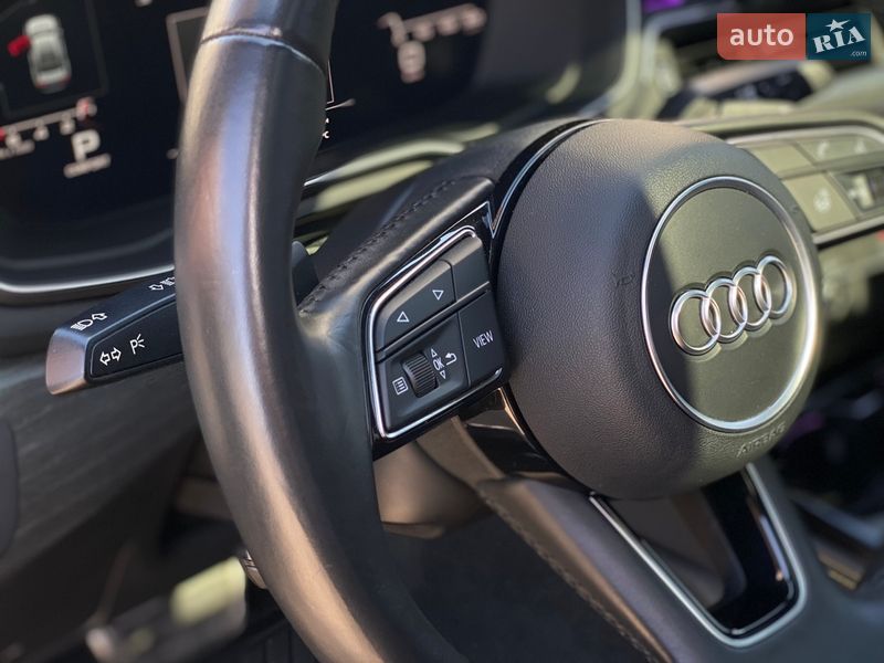 Седан Audi A4 2020 в Киеве