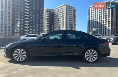 Седан Audi A4 2017 в Киеве