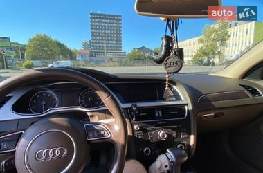 Седан Audi A4 2015 в Ивано-Франковске