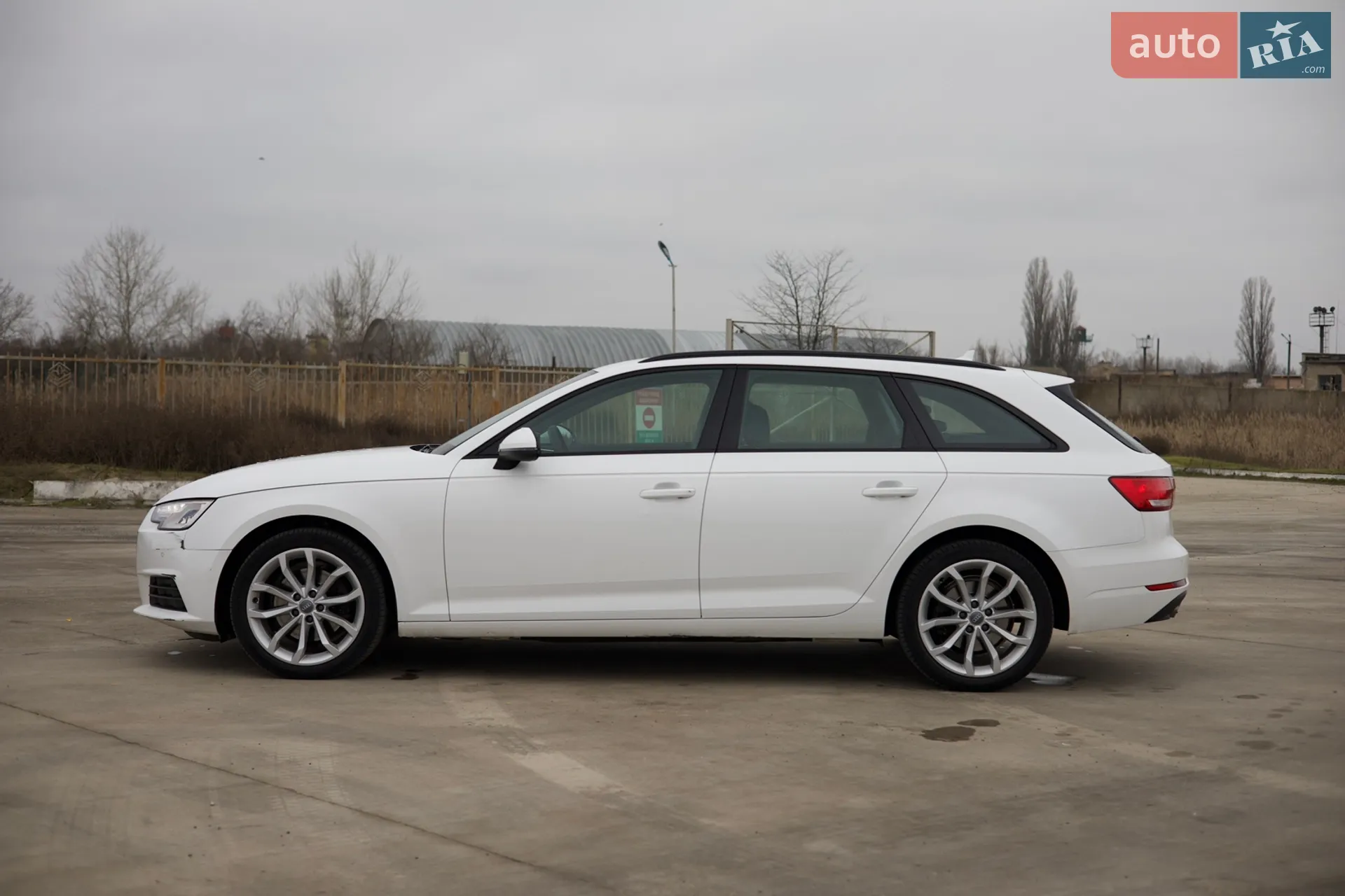 2017 Audi A4 - мініатюра 2