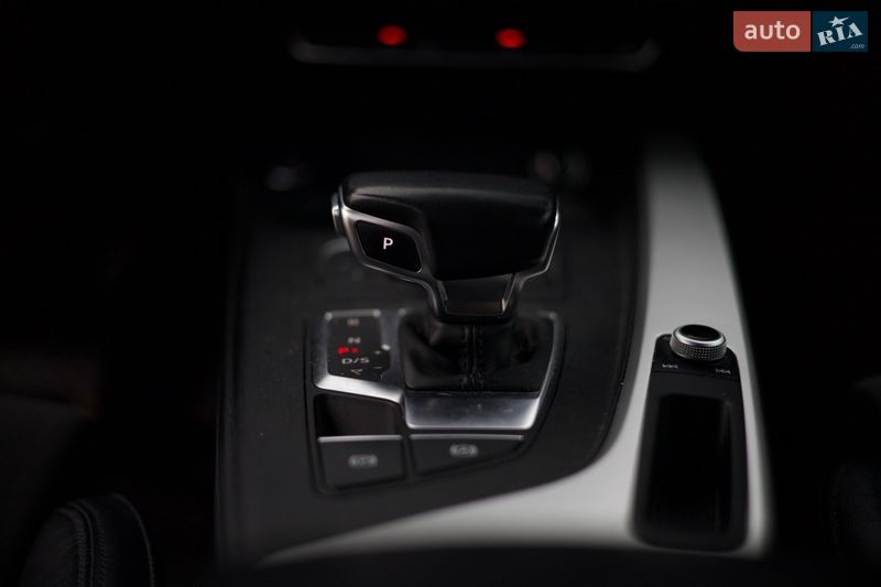 Универсал Audi A4 2017 в Черновцах