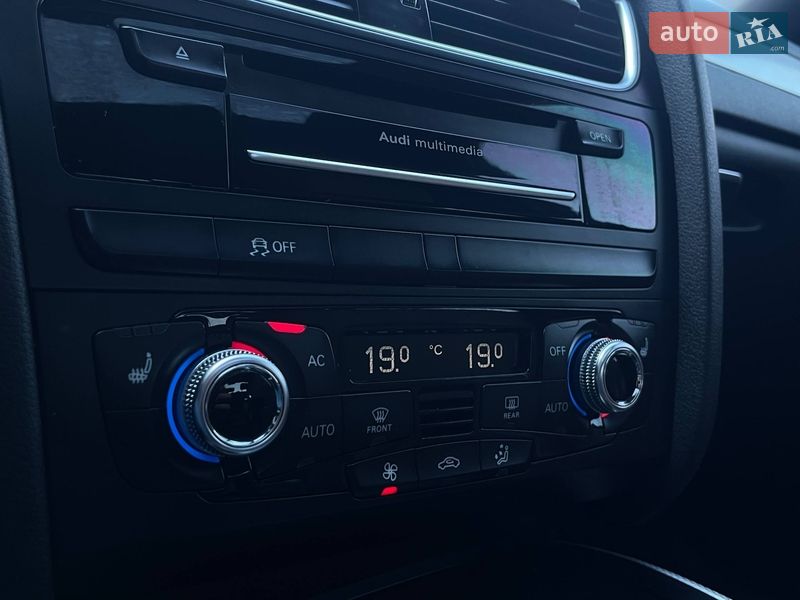 Седан Audi A4 2013 в Києві