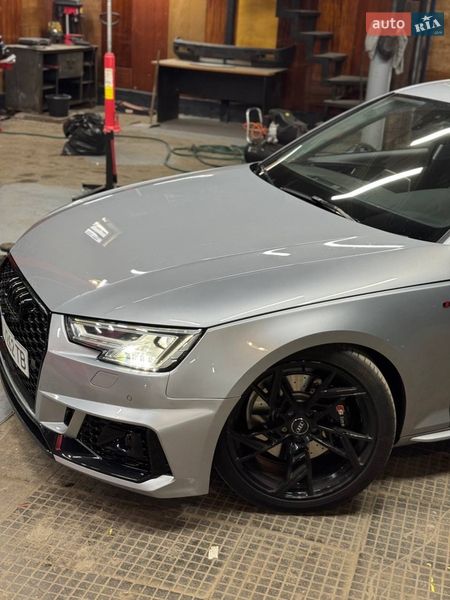 Седан Audi A4 2018 в Киеве