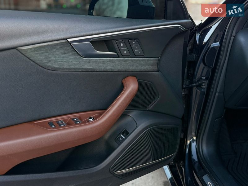 Седан Audi A4 2016 в Полтаві