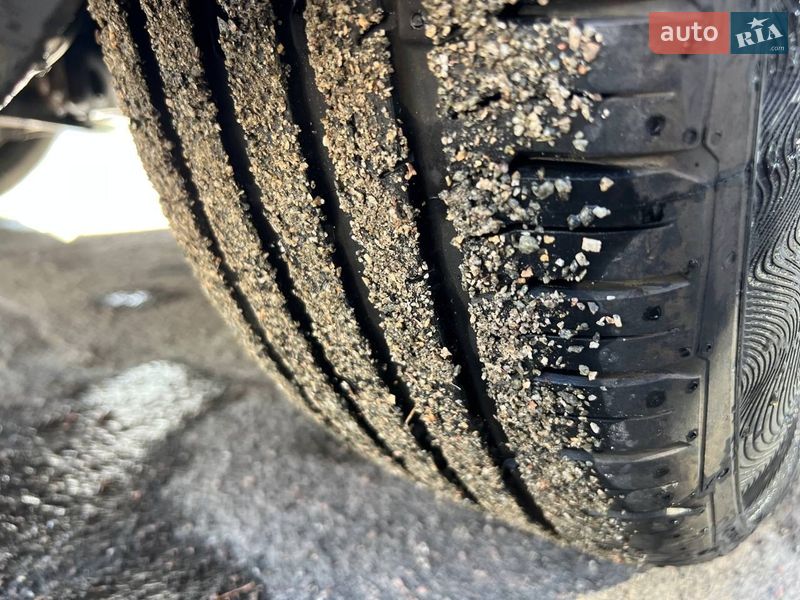 Универсал Audi A4 2004 в Емильчине