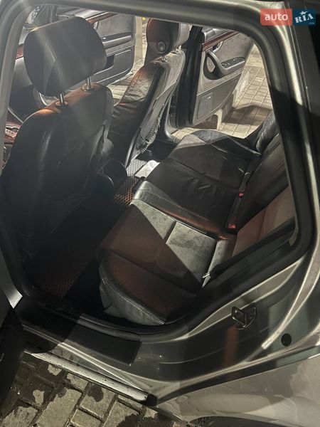 Универсал Audi A4 2002 в Киеве