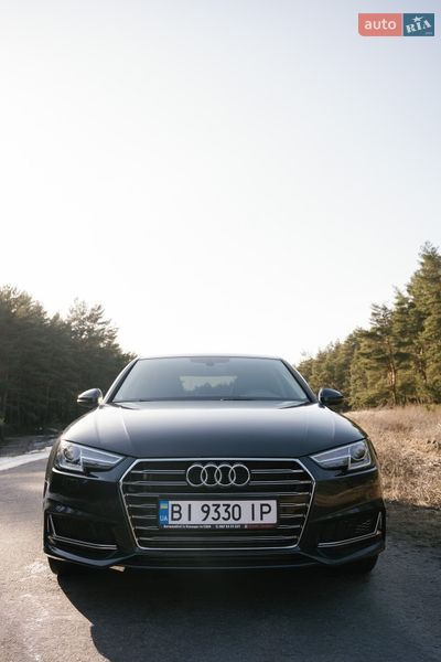 Седан Audi A4 2019 в Кременчуге