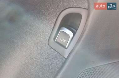 Седан Audi A4 2015 в Харькове