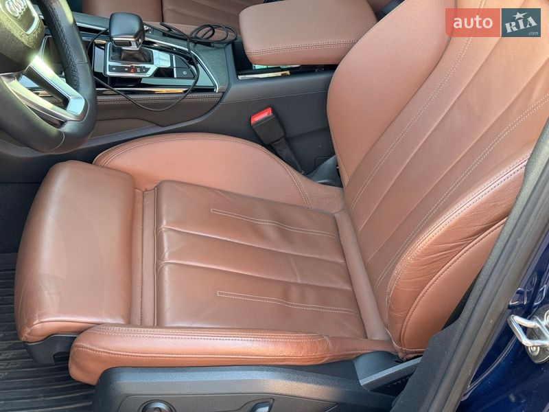 Седан Audi A4 2021 в Киеве