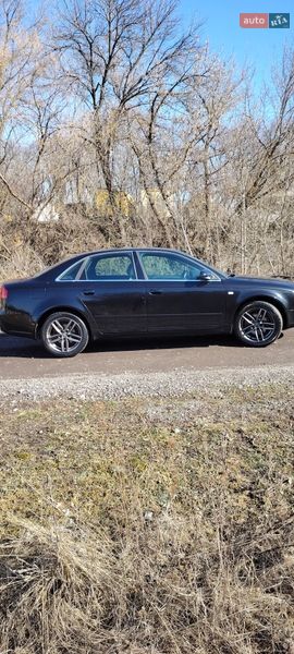 Седан Audi A4 2006 в Хороле