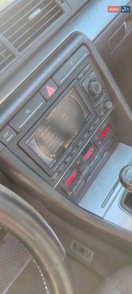 Седан Audi A4 2006 в Хороле