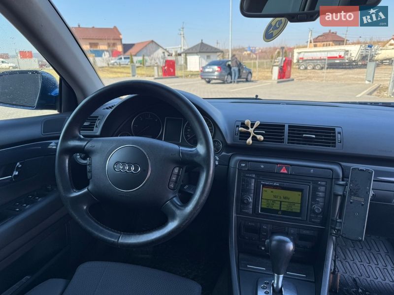 Універсал Audi A4 2003 в Чернівцях