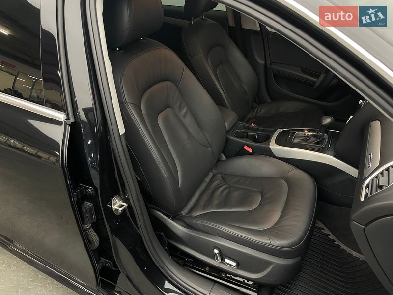 Седан Audi A4 2013 в Києві