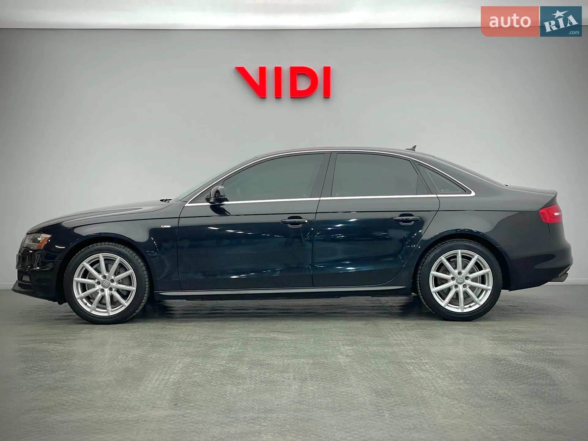 2013 Audi A4 - мініатюра 3