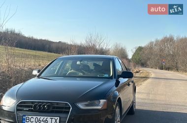 Седан Audi A4 2013 в Бобрке