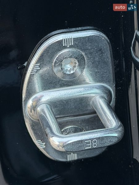 Седан Audi A4 2005 в Днепре