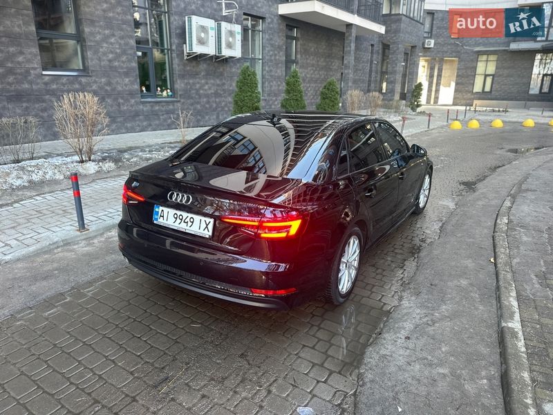 Седан Audi A4 2018 в Броварах