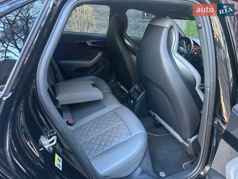 Седан Audi A4 2018 в Броварах