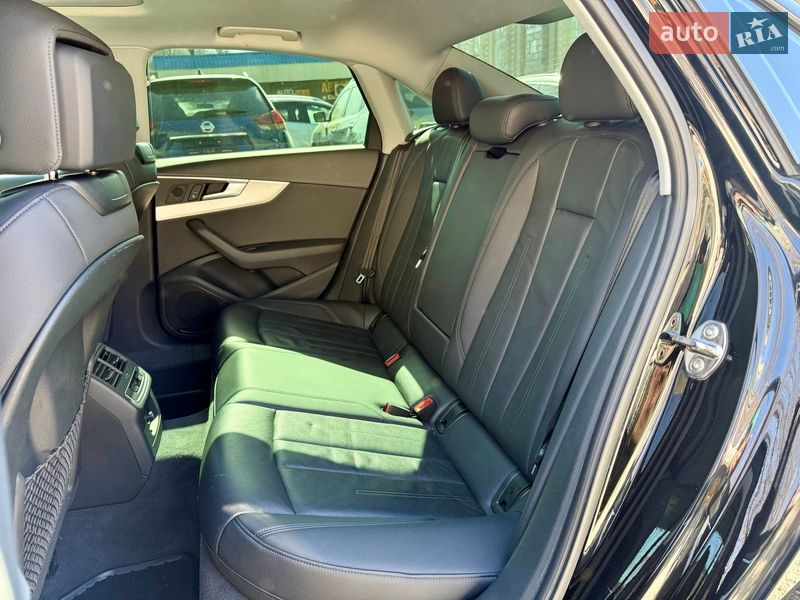 Седан Audi A4 2019 в Харкові