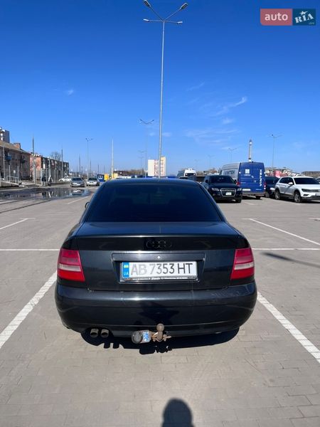 Седан Audi A4 2000 в Виннице